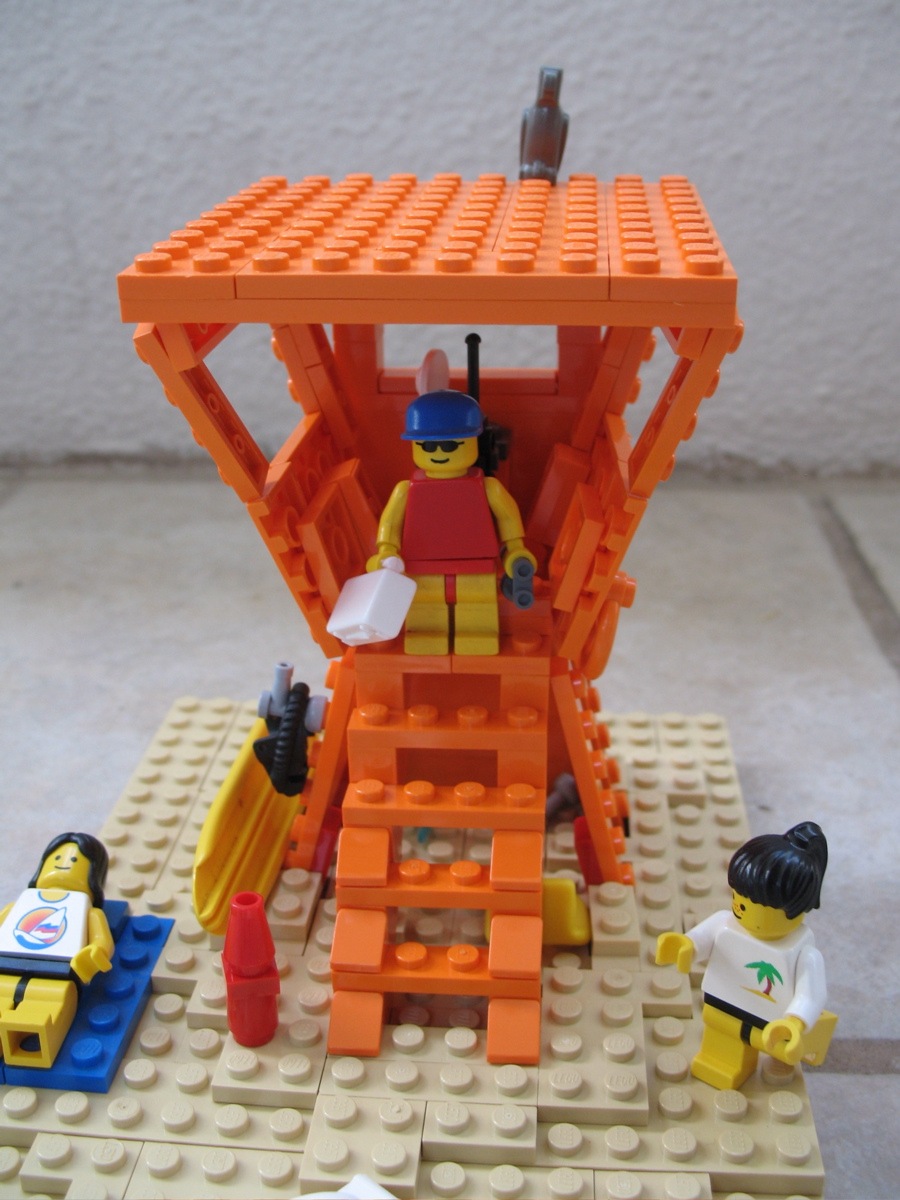 small_beach_lifeguard4.jpg