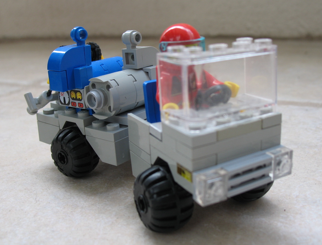 moon_minitanker3.jpg