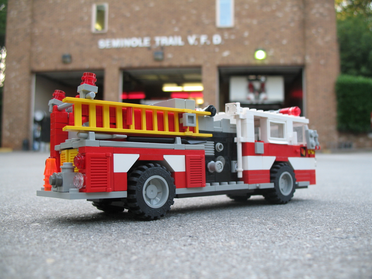 lego_e82_1.jpg