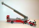 truck12_ladderup4.jpg