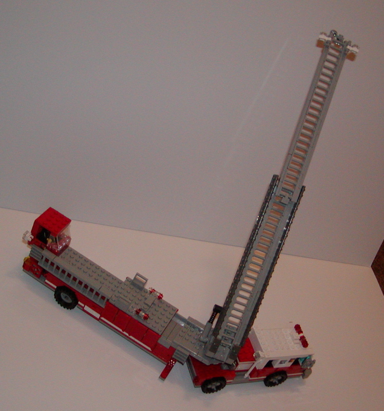 truck12_ladderup5.jpg