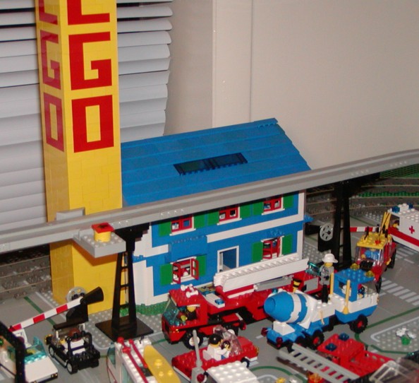 bluebldg.jpg