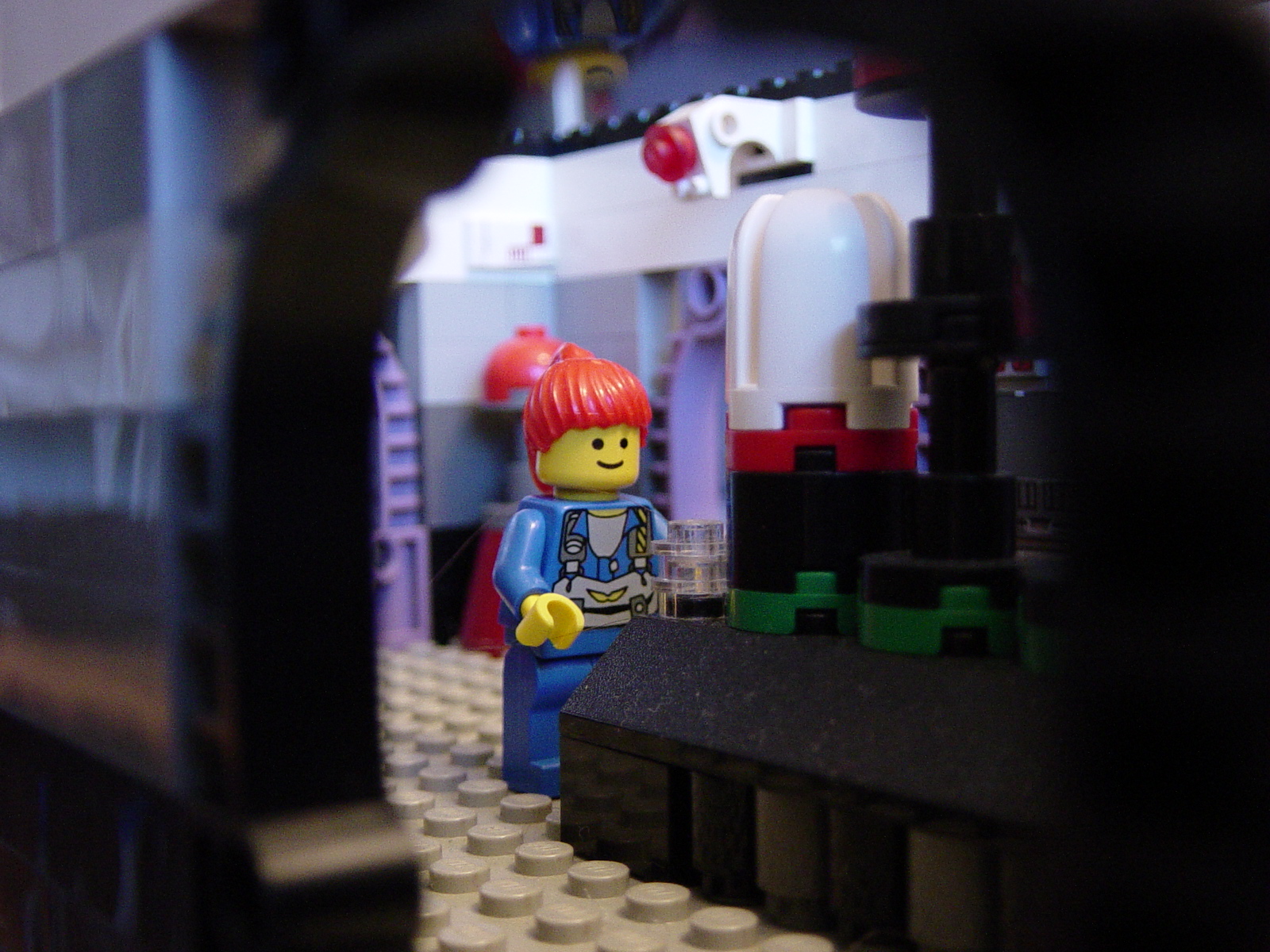 lev-female-operator-2.jpg
