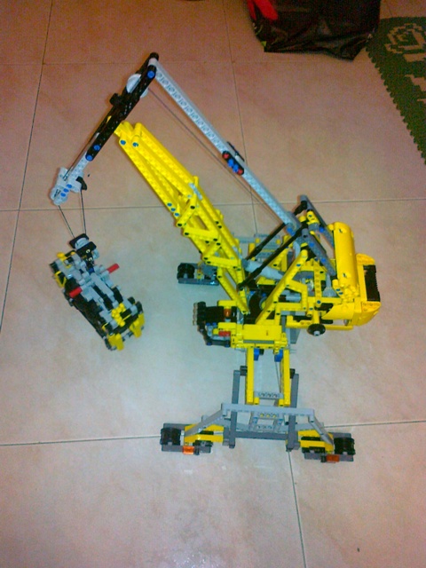 harbour_crane_0.jpg
