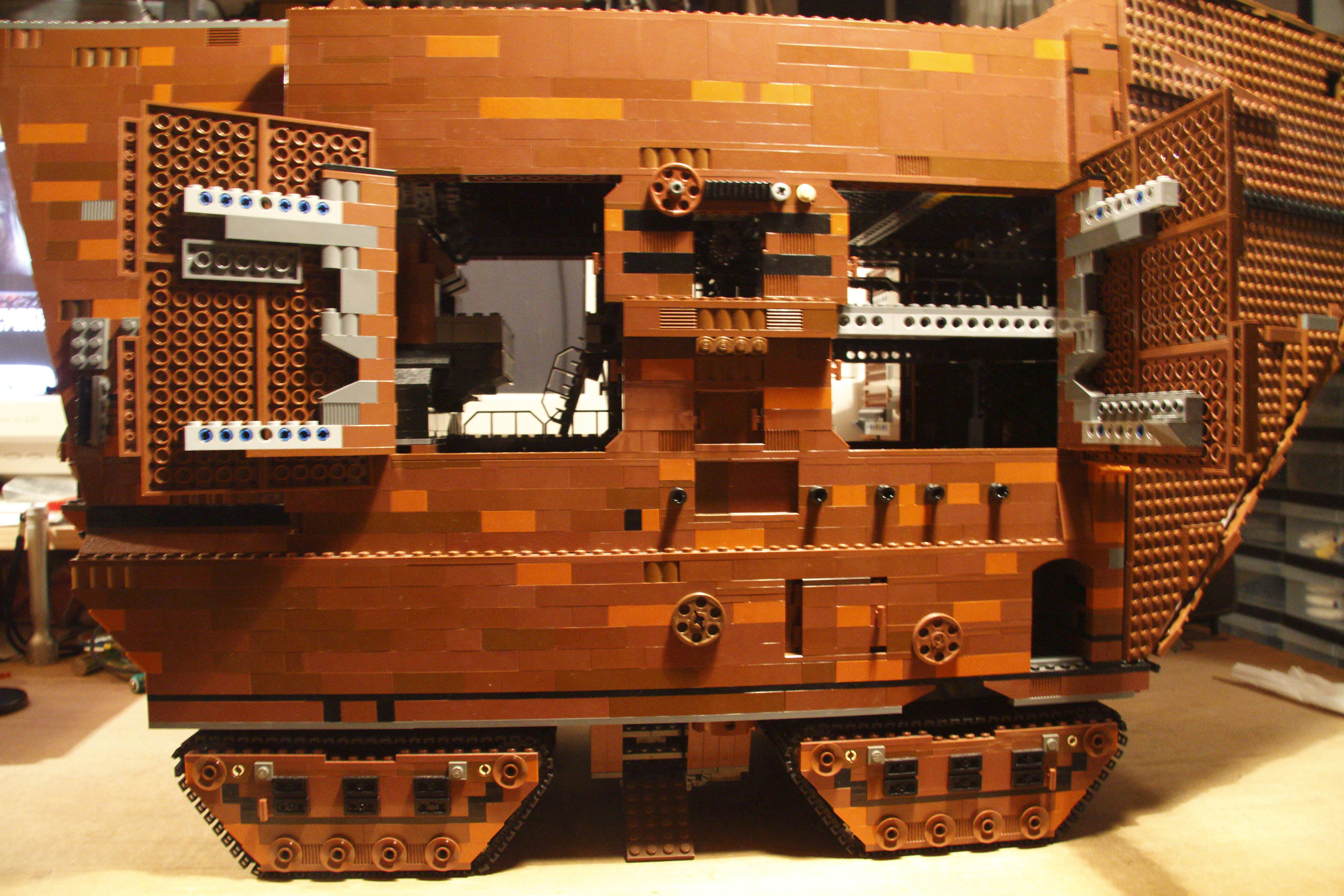sandcrawler_v2_build-04.jpg