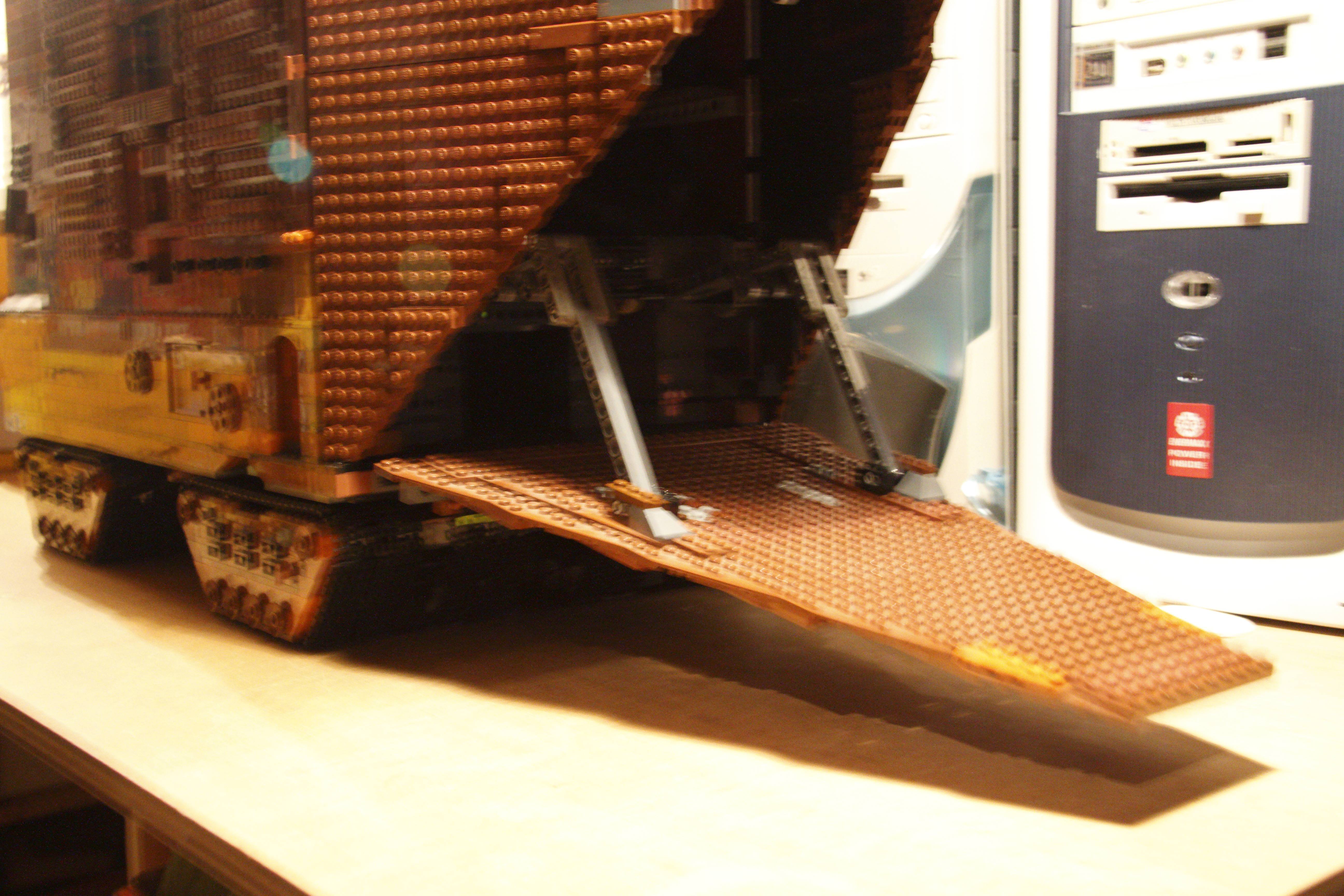 sandcrawler_v2_build-10.jpg