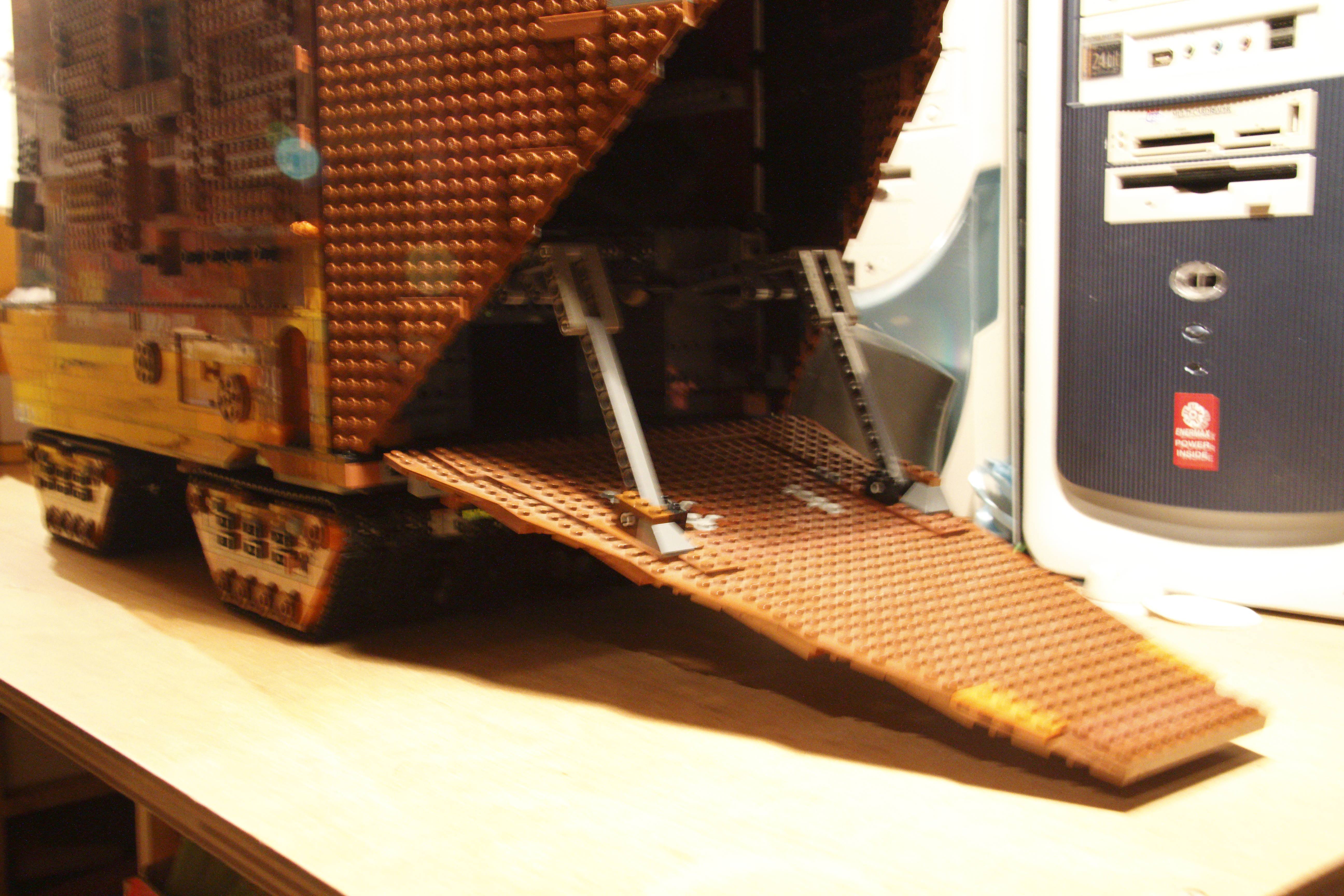 sandcrawler_v2_build-11.jpg