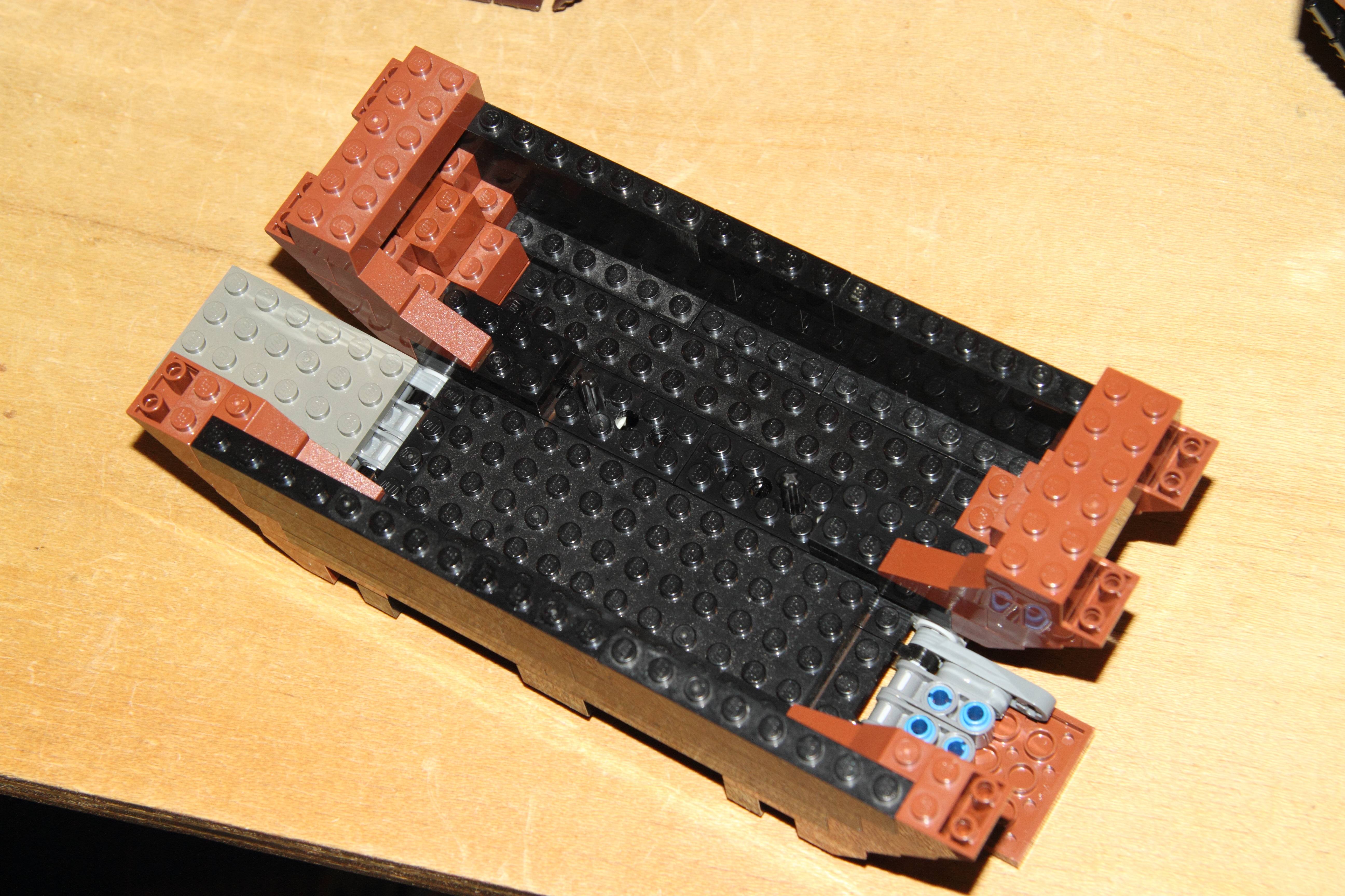 sandcrawler_v3_build-027_img_32685.jpg