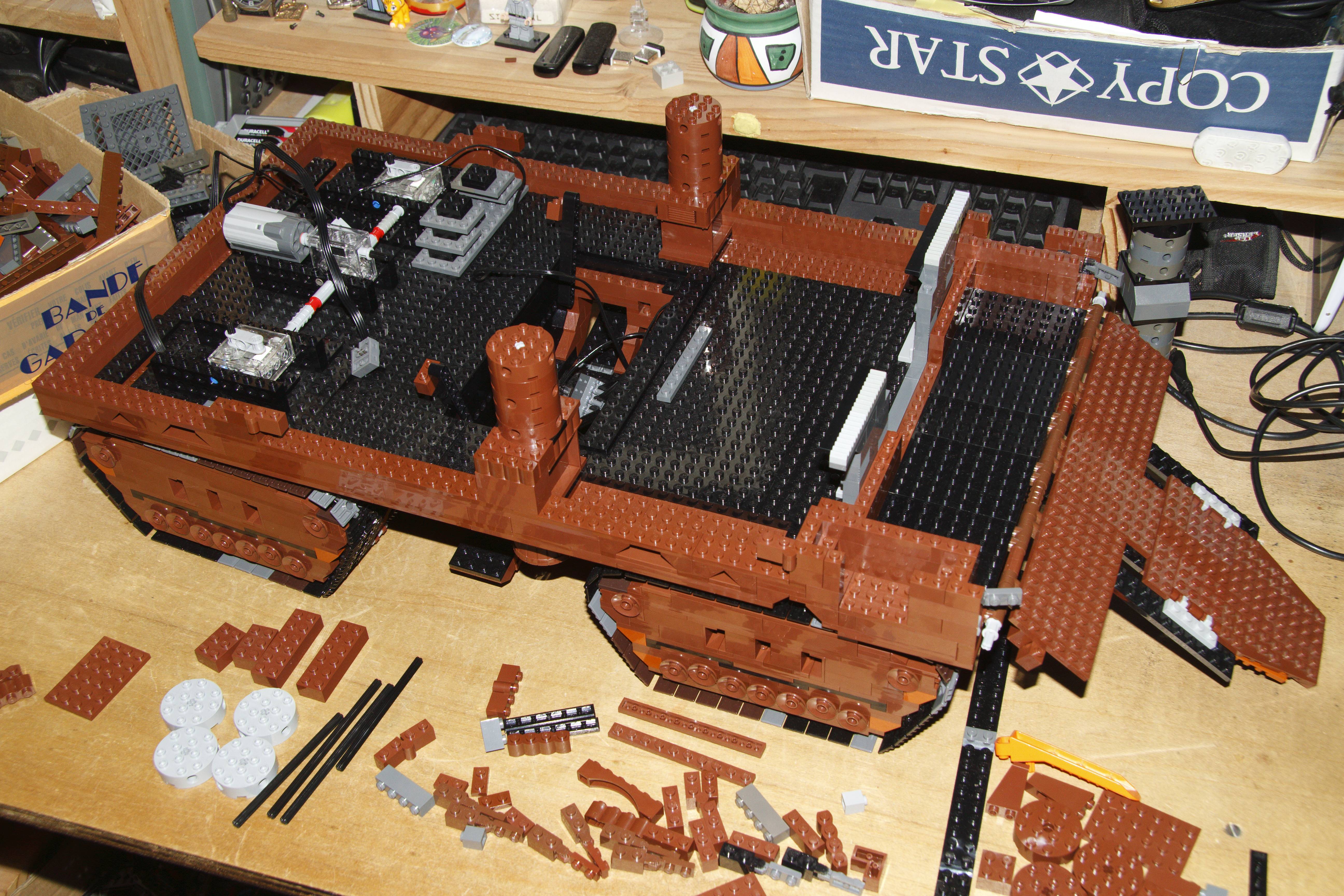sandcrawler_v3_build-041_img_32757.jpg