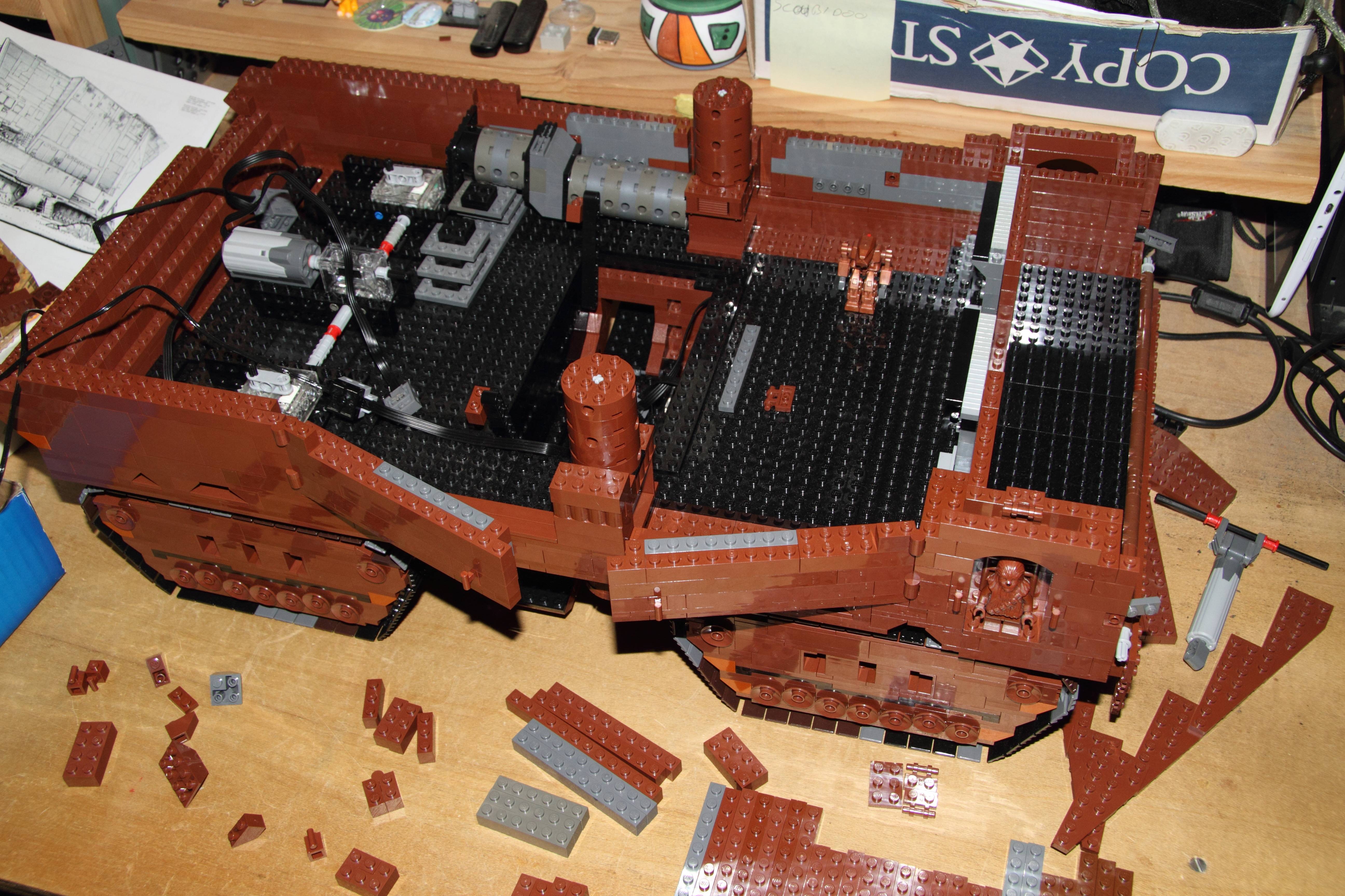 sandcrawler_v3_build-043_img_32761.jpg