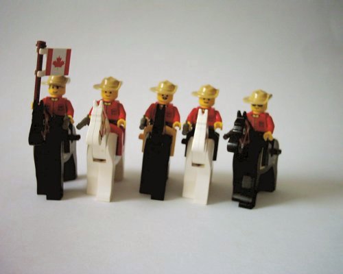 mounties1_1.jpg