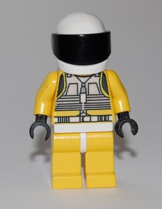 cantina_crowd1_8.jpg