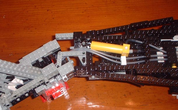 tail_rotor_fold_mech.jpg