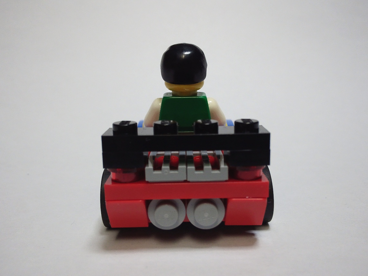 009cr31.jpg