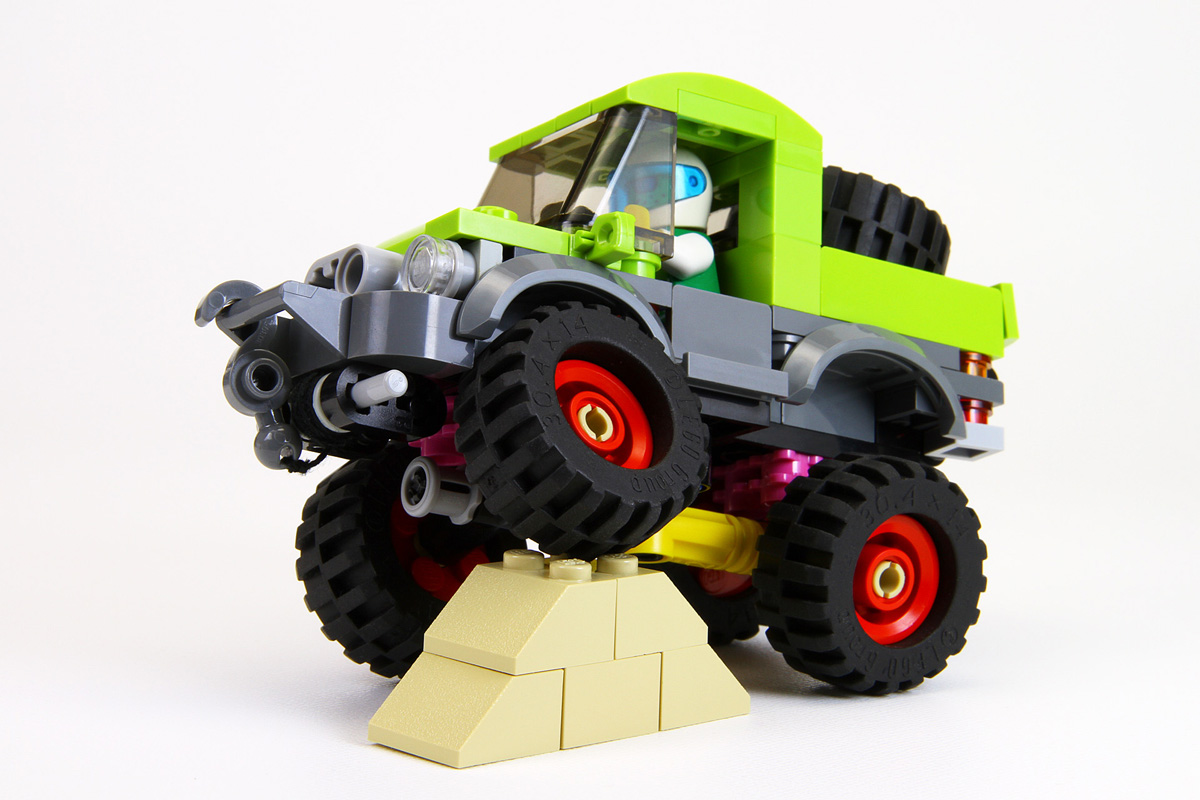 006hc-truck.jpg