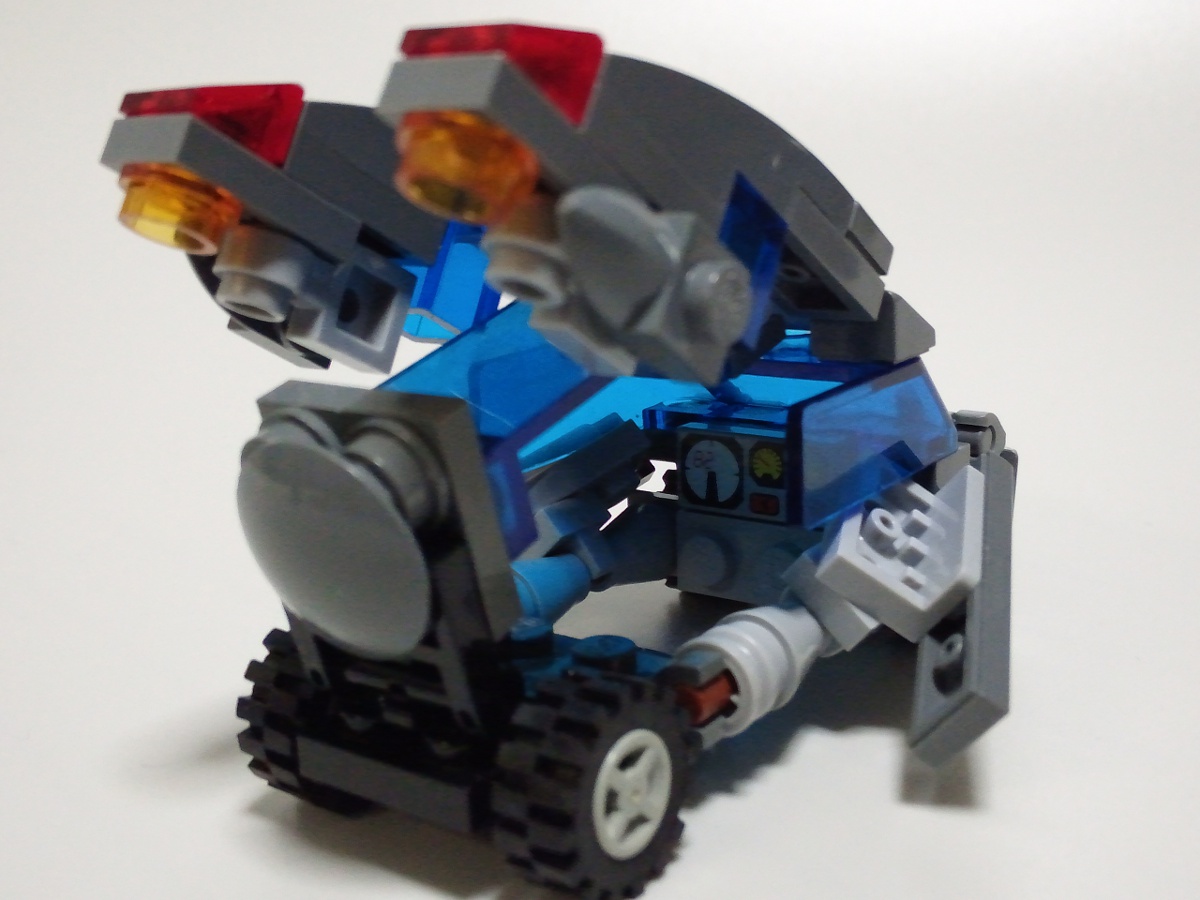 010thrust.jpg