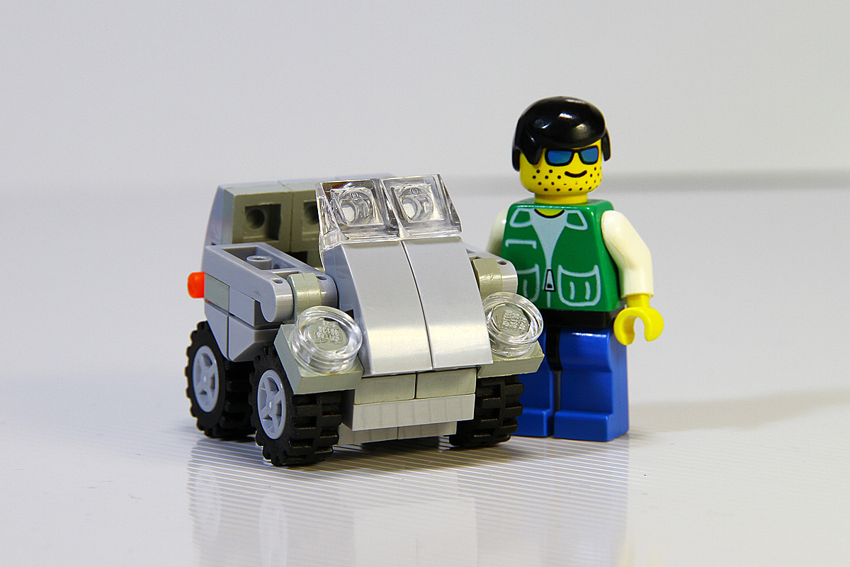 007petit.jpg