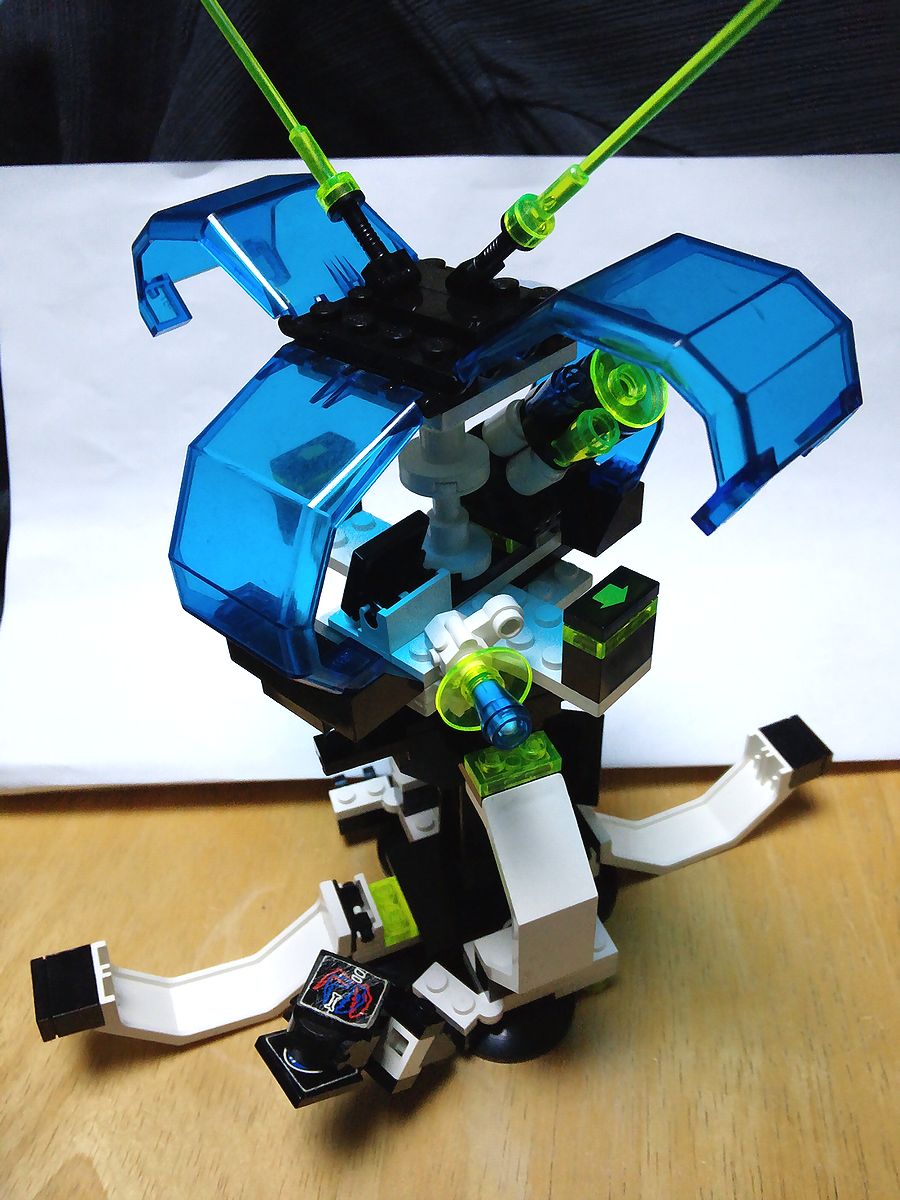 001-6899.jpg