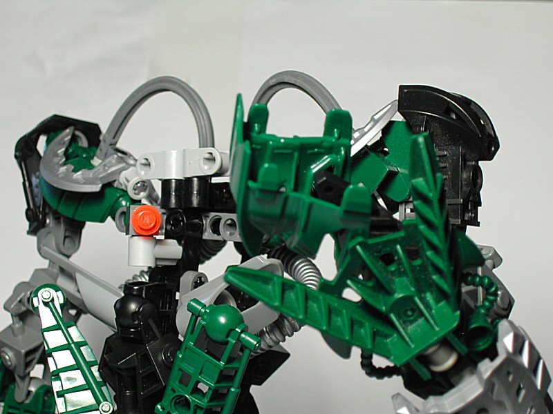 03greengiga.jpg