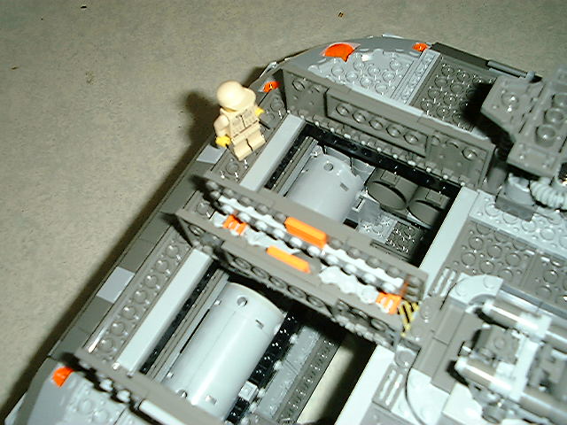 yf416b-hatch.jpg