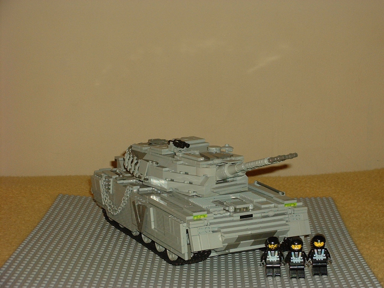 tank2.jpg
