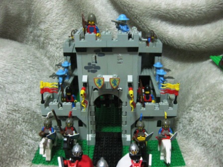 castle0102.jpg