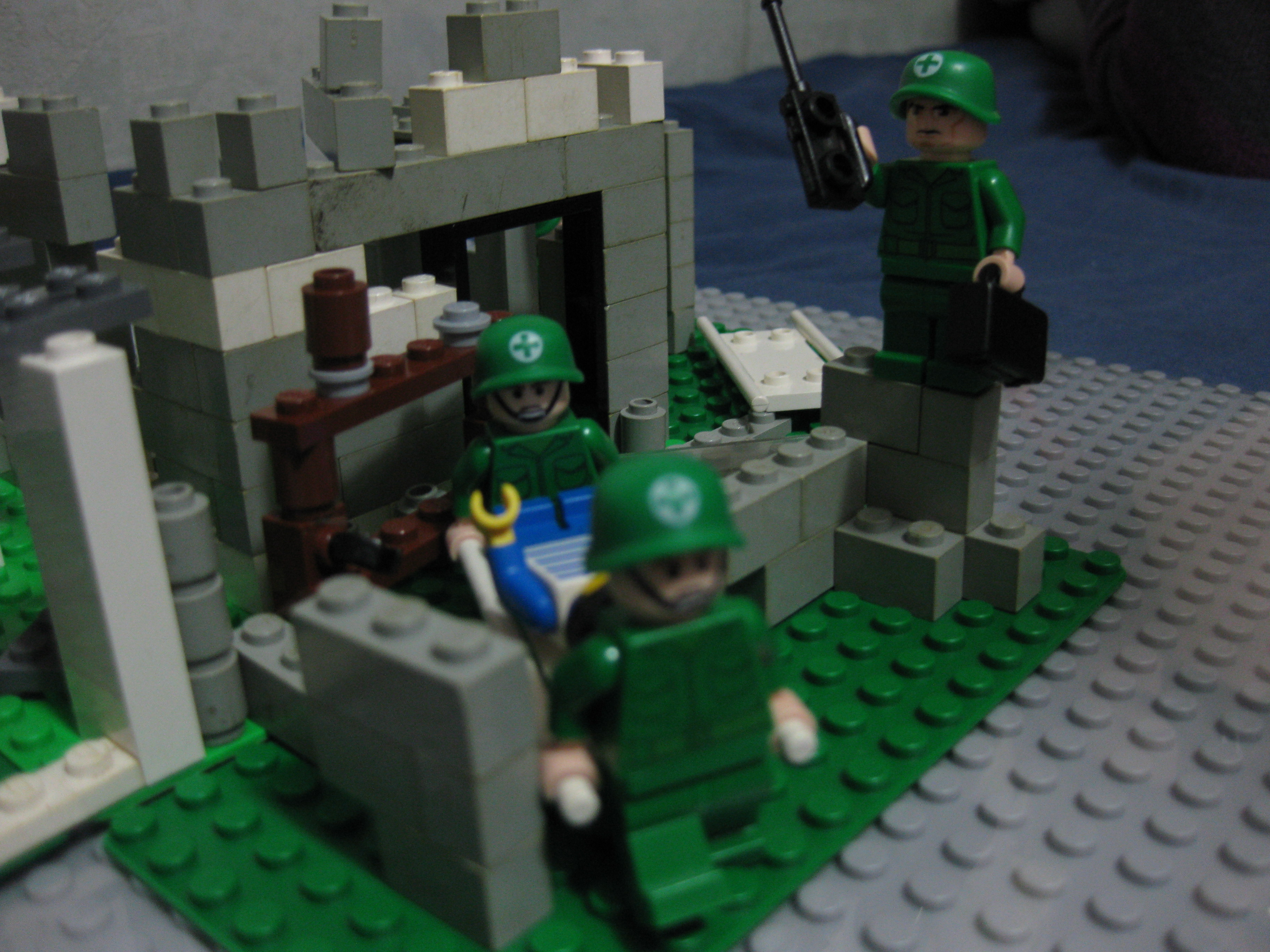 war_theme08.jpg
