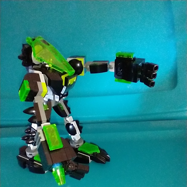 battle_electronics_mech_scout_action_two.jpg