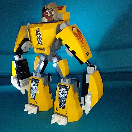 lynx_mech_front_quarter.jpg