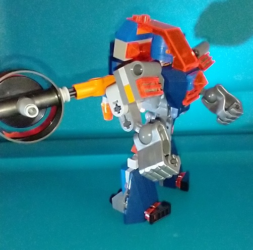 nexo_regular_mech_right_quarter.jpg