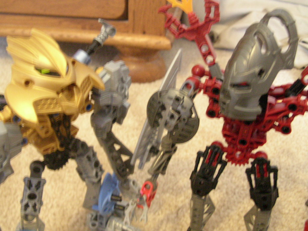 bionicle_350.jpg