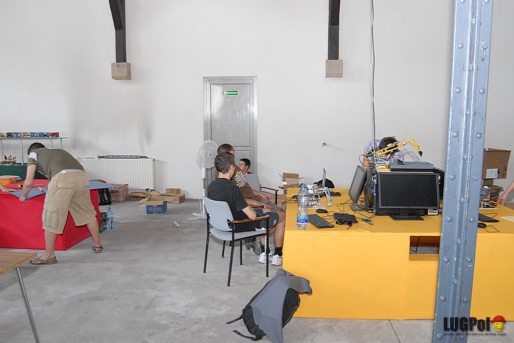 d12_2063.jpg