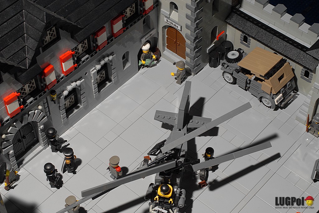 d12_2408.jpg