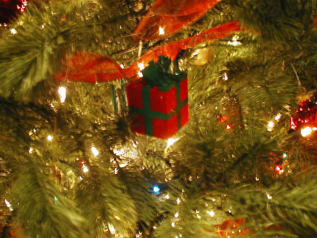 ornament02.jpg