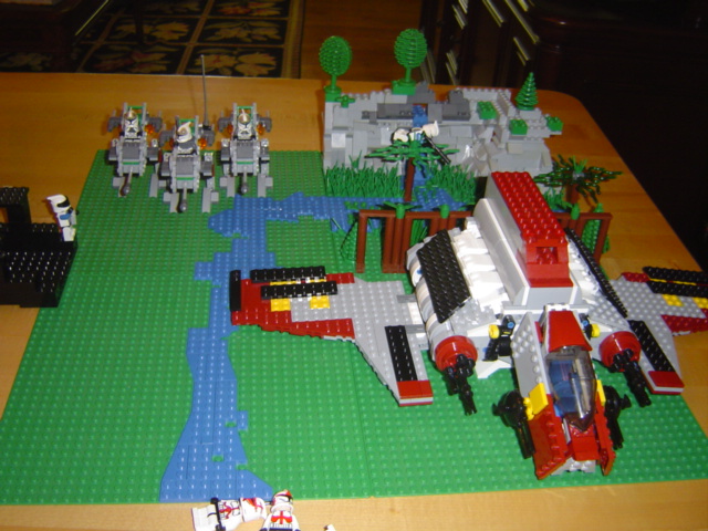 lego_creations_435th_base_002.jpg
