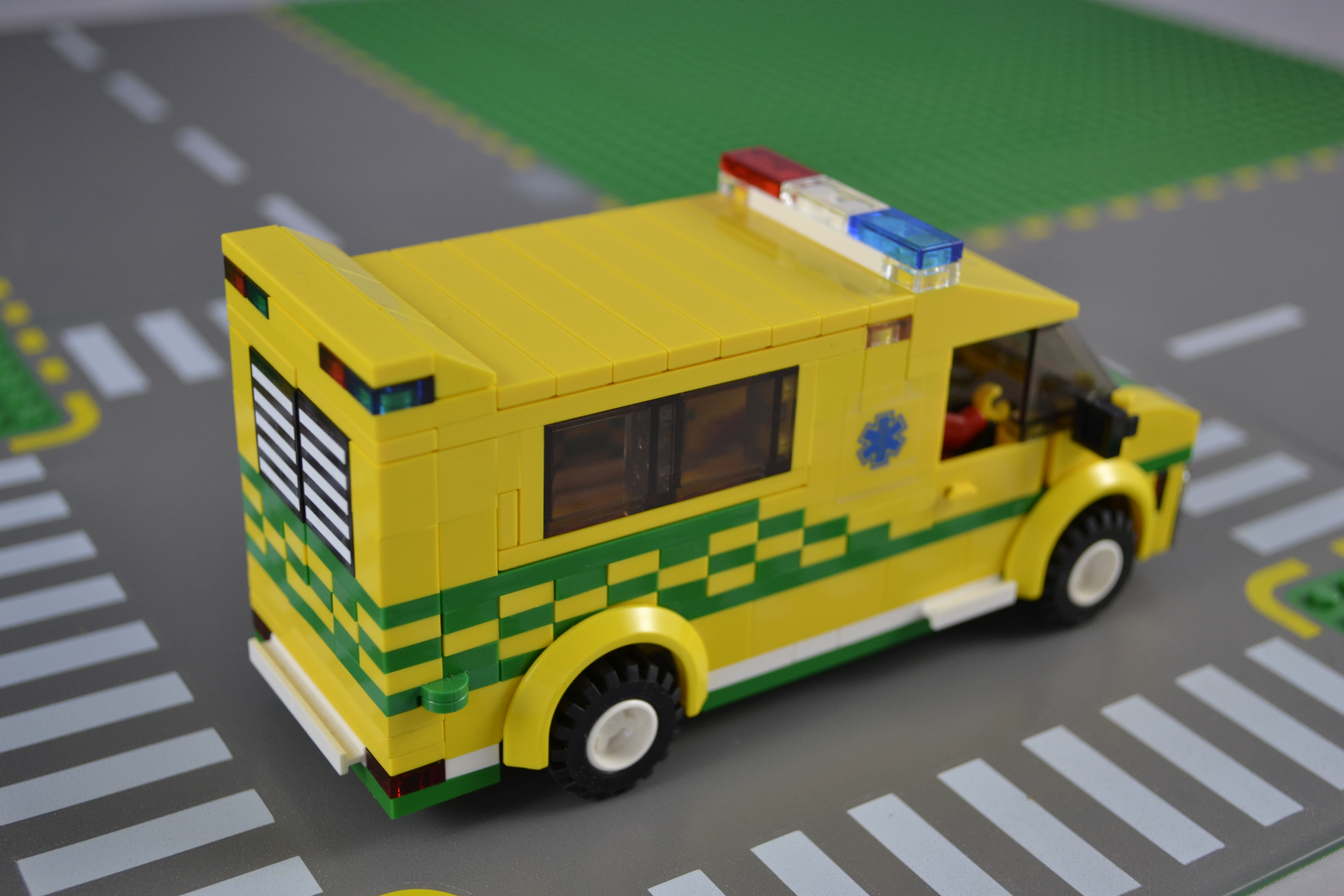 ambulance_2.jpg