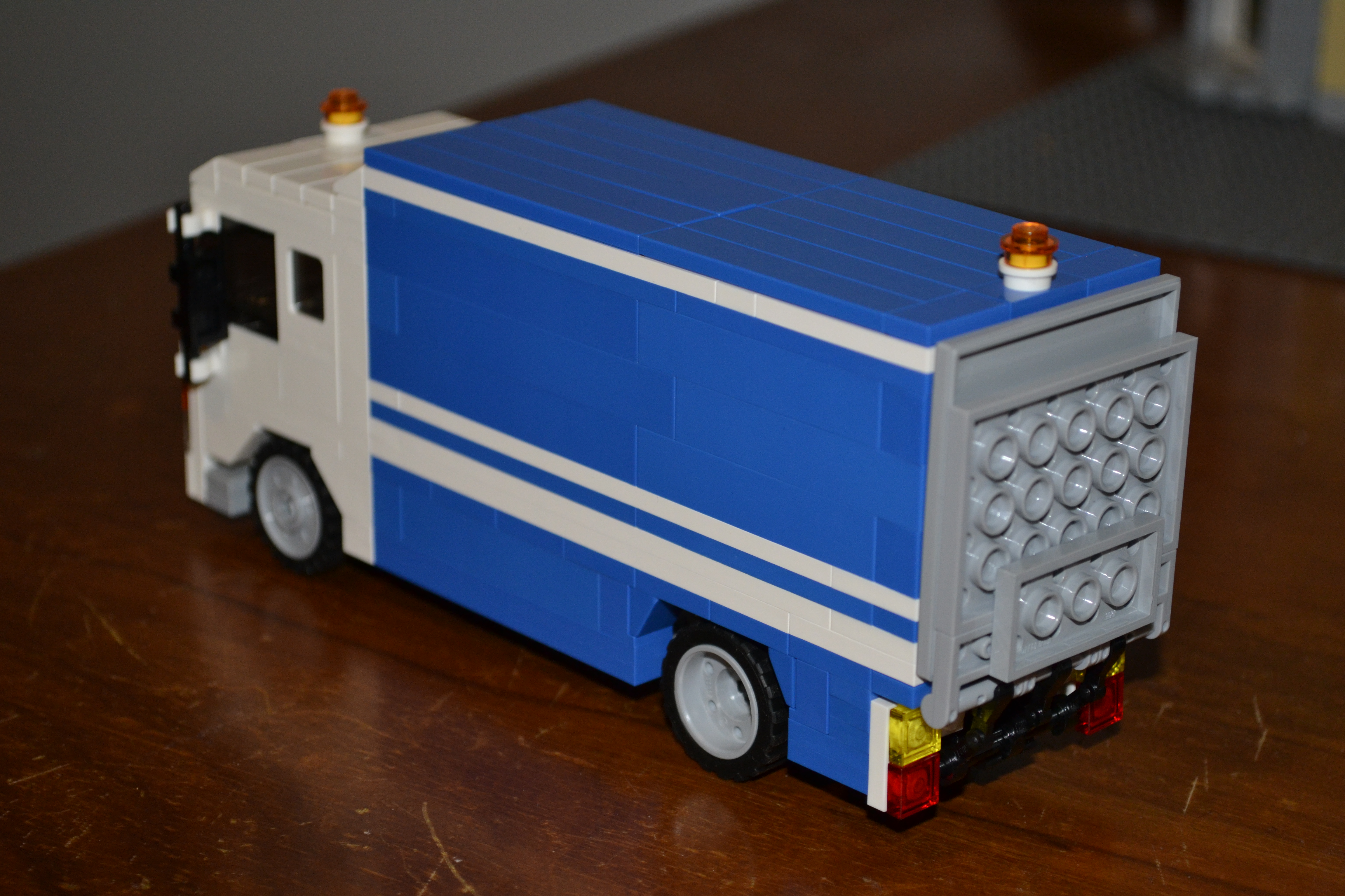 linen_truck_rear.jpg