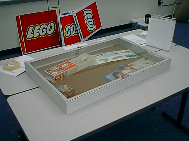 displaycase.jpg