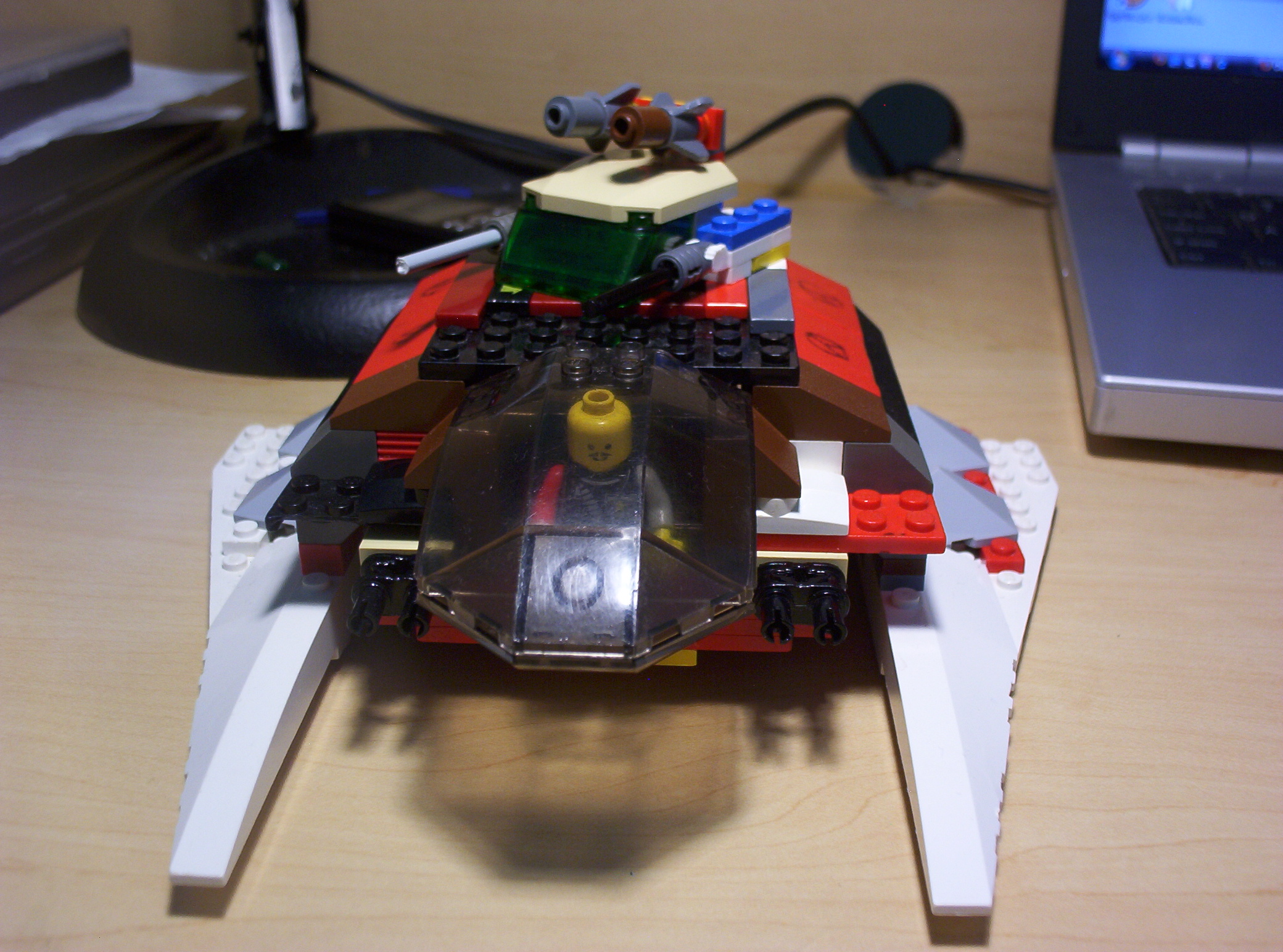 aldernian_hovertank_pic_2.jpg