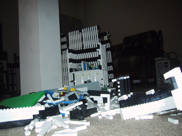 106-0695_img.jpg