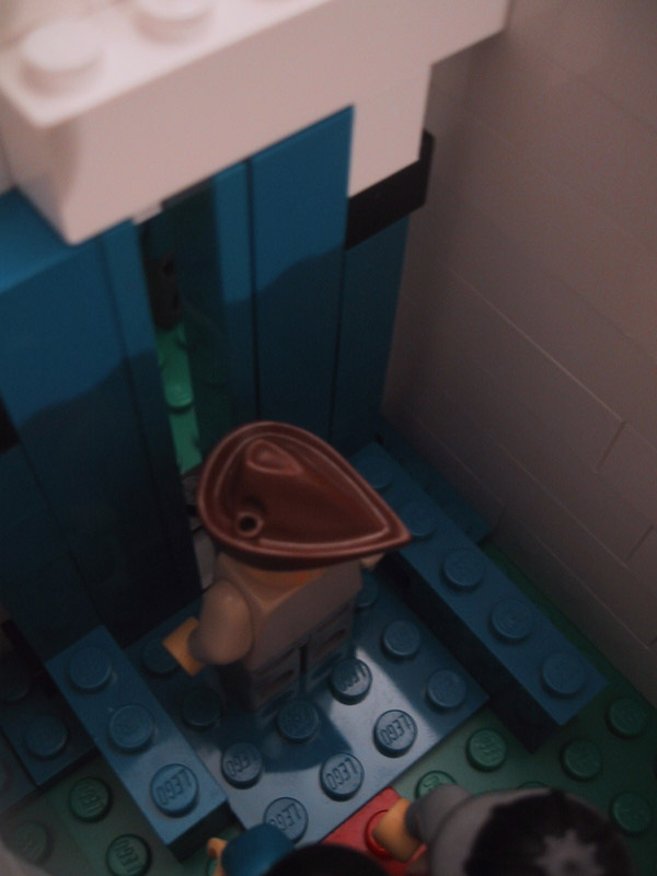 16_inside-elevator.jpg