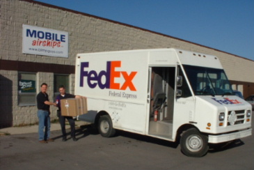 xx_realfedex1.jpg