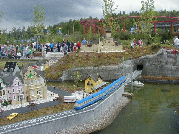 miniland5.jpg