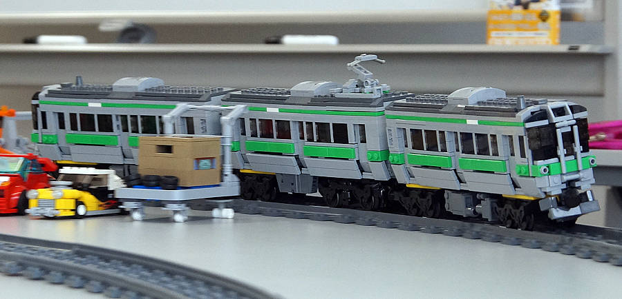 01fab15jrh32.jpg