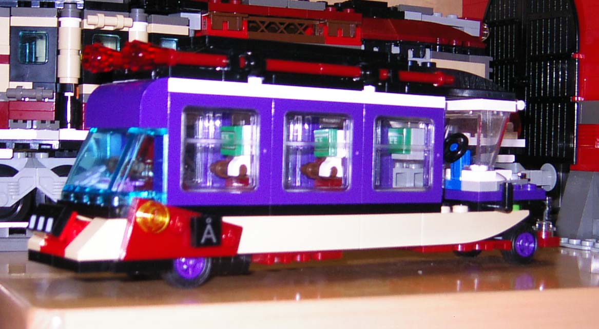 102bus.jpg
