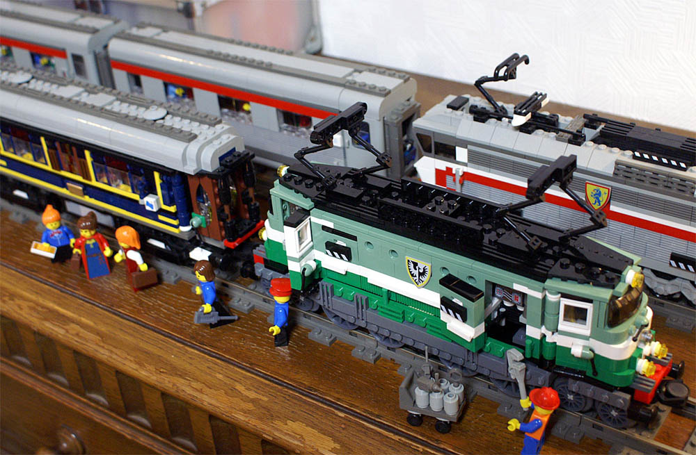 2d2_9100_20.jpg