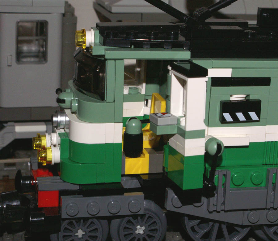 2d2_9100_37.jpg