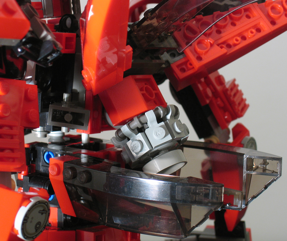 sideswipe_detail_jetpack1.jpg
