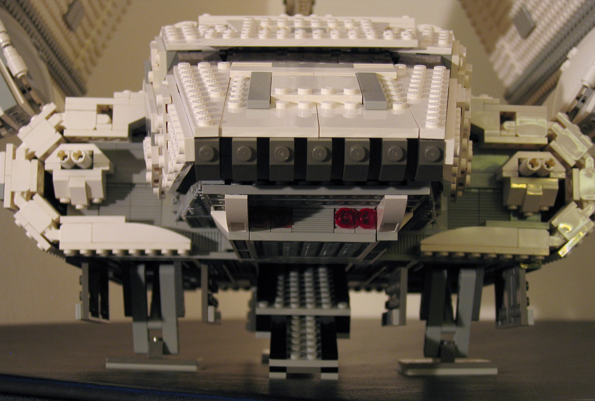 shuttle_detail_front.jpg