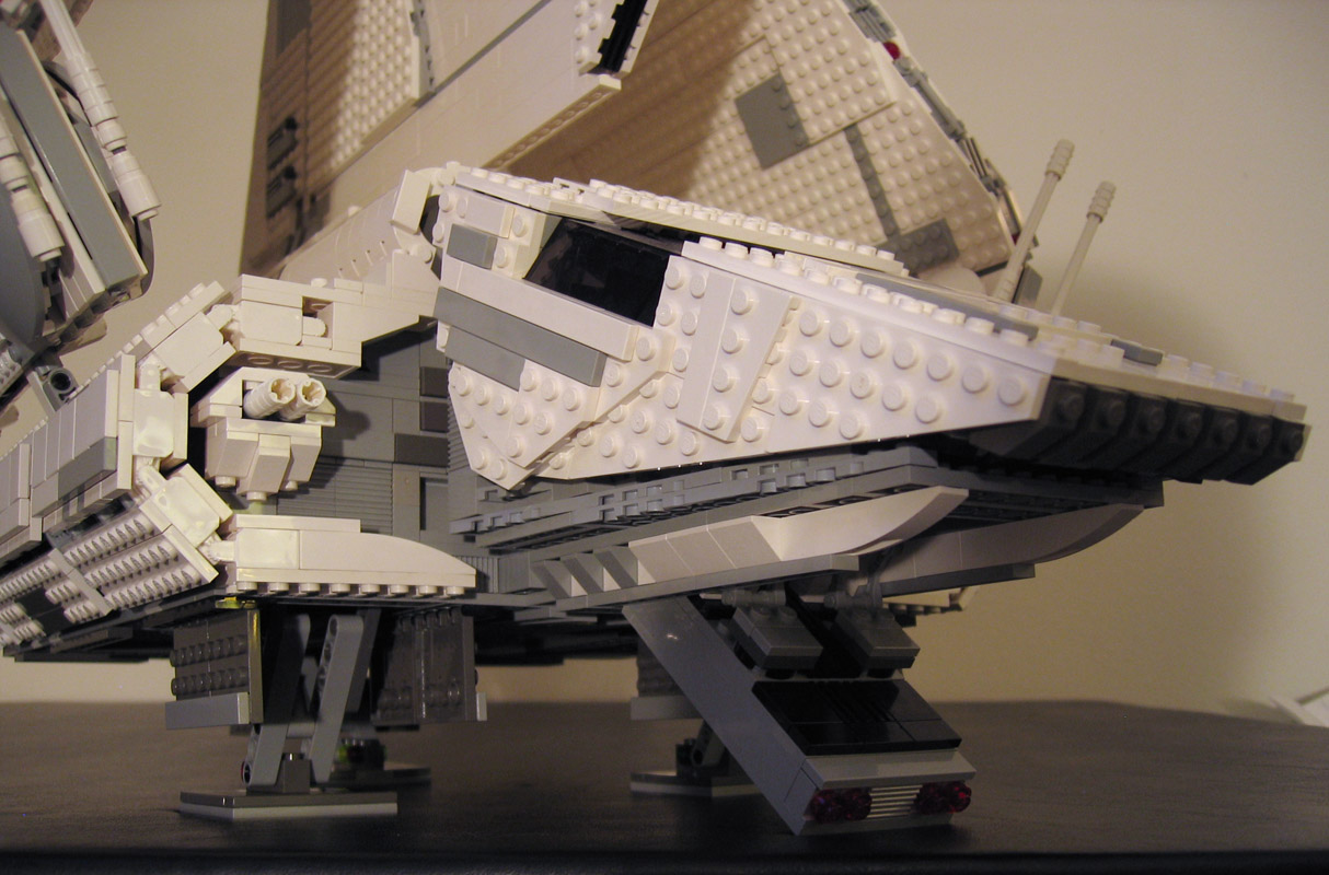 shuttle_detail_front_ramp.jpg